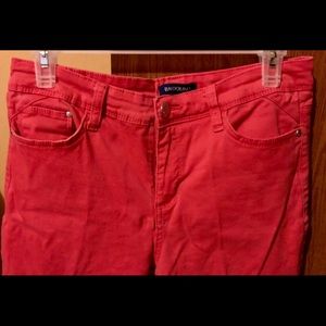 Summer bright orange capri’s